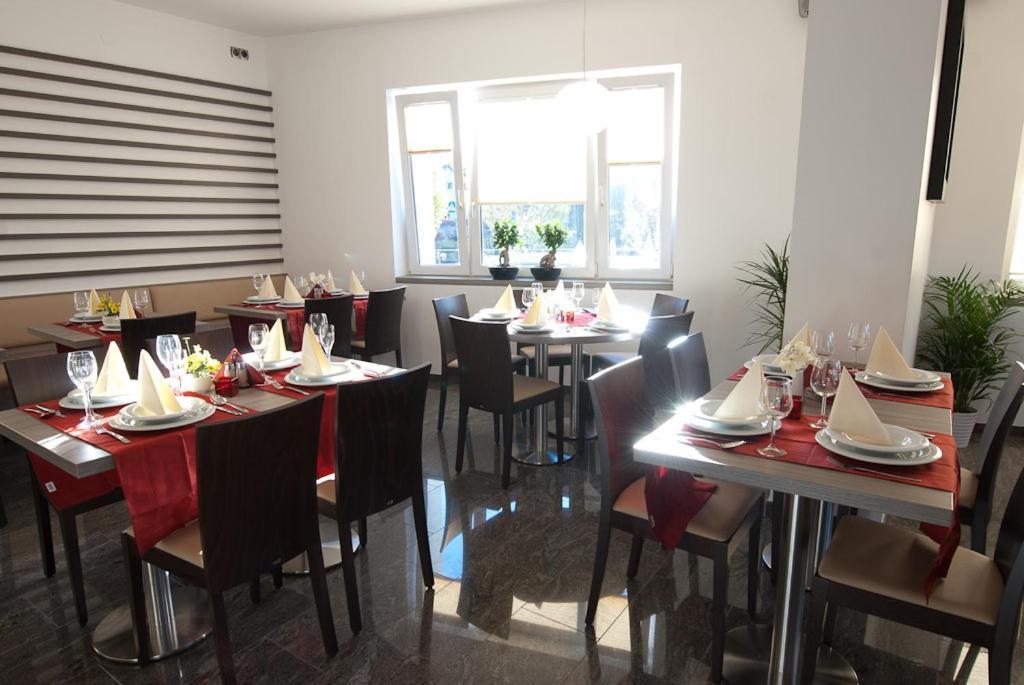Aristo Hotel Filderstadt Ngoại thất bức ảnh